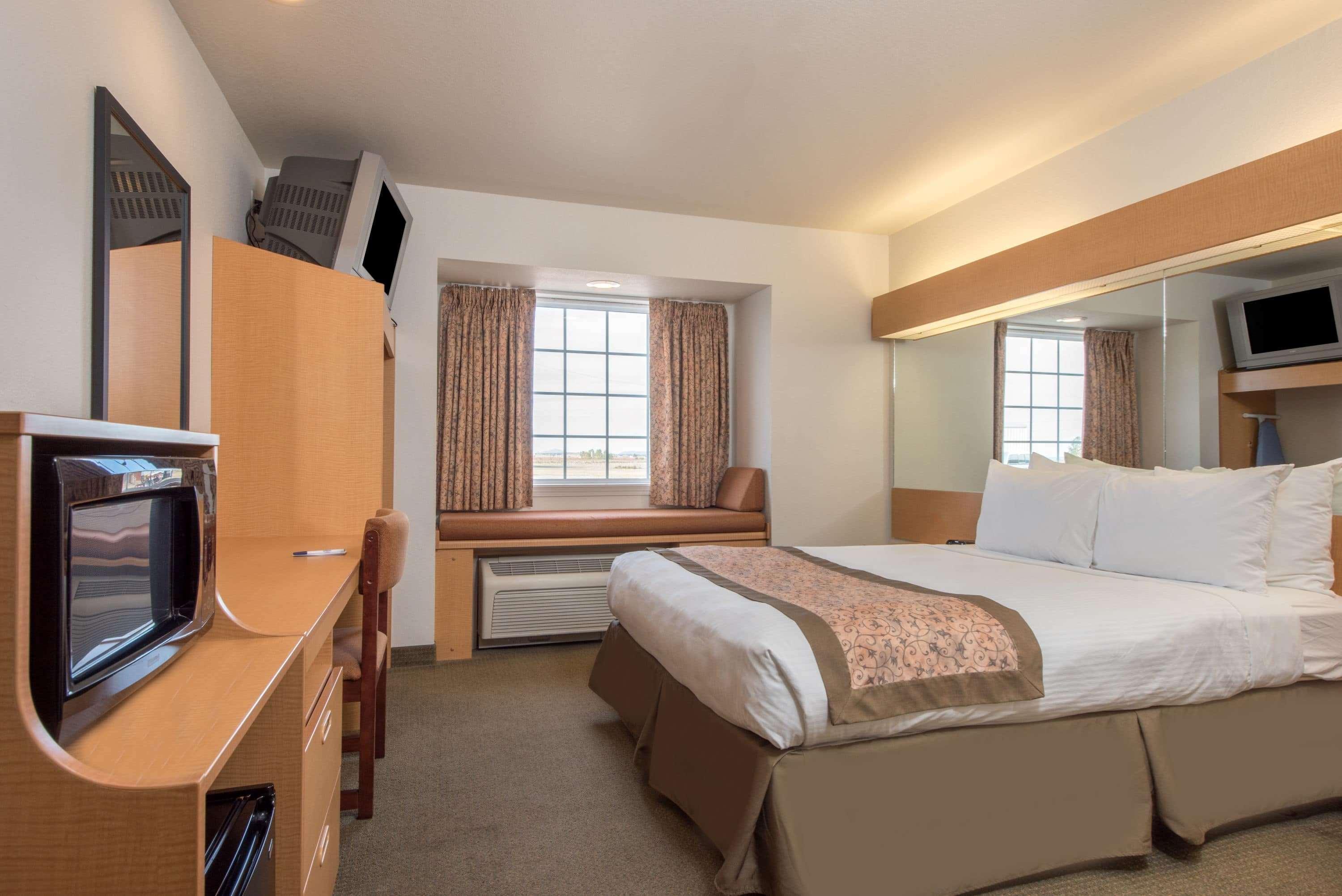 Microtel Inn & Suites By Wyndham Altus Exterior photo